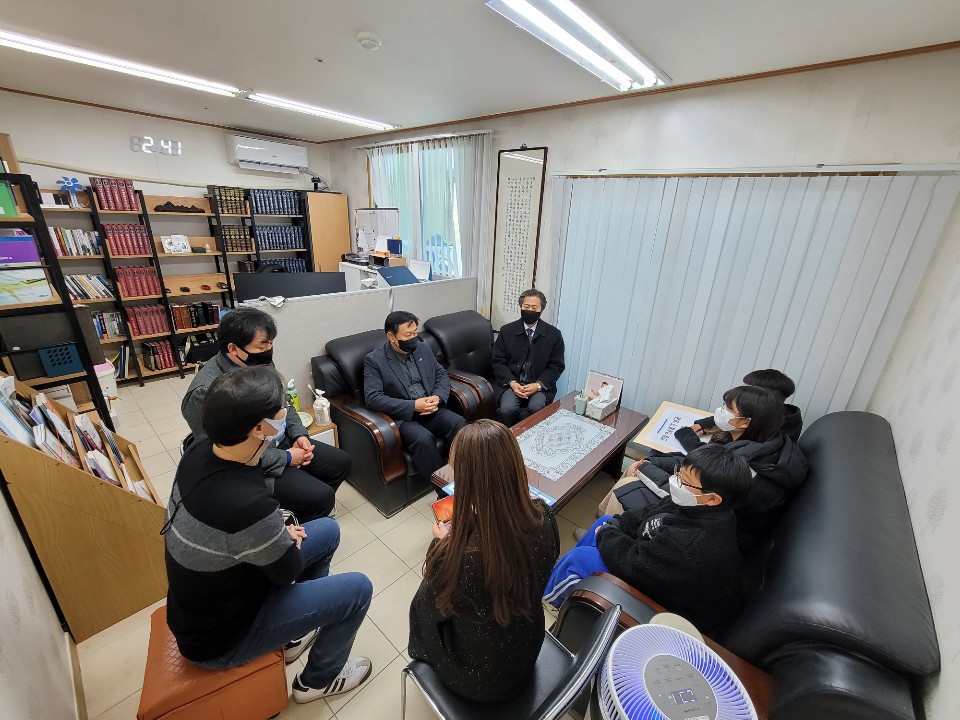 통영 죽림초, 사랑과 나눔의 성금 전달(사진4).jpg